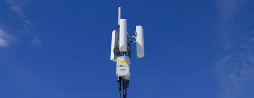 AirDetect Long Range on a mast against a blue sky